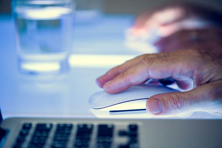 Why You Should Never Title Your Links “Click Here”